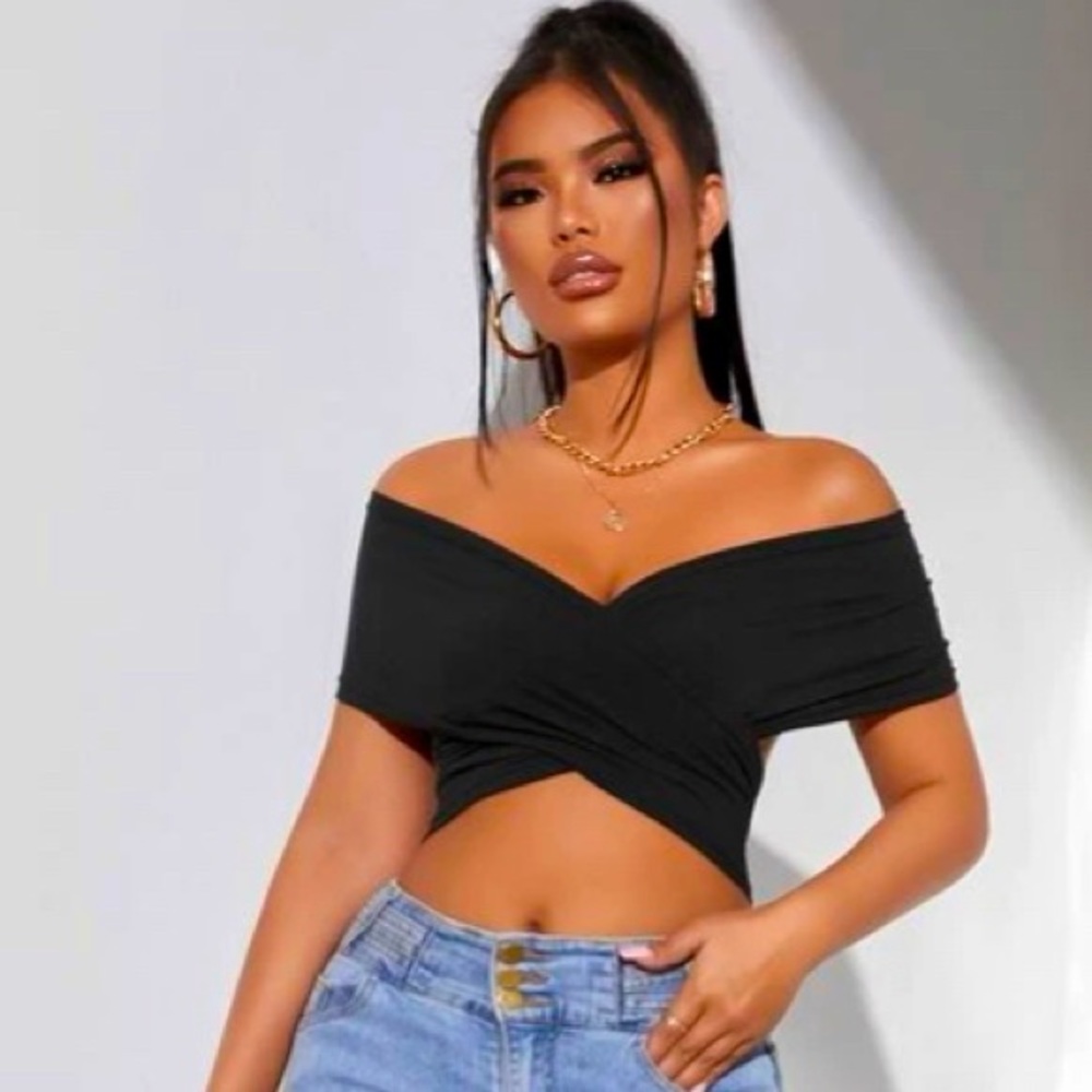 SHEIN Black cross crop top
